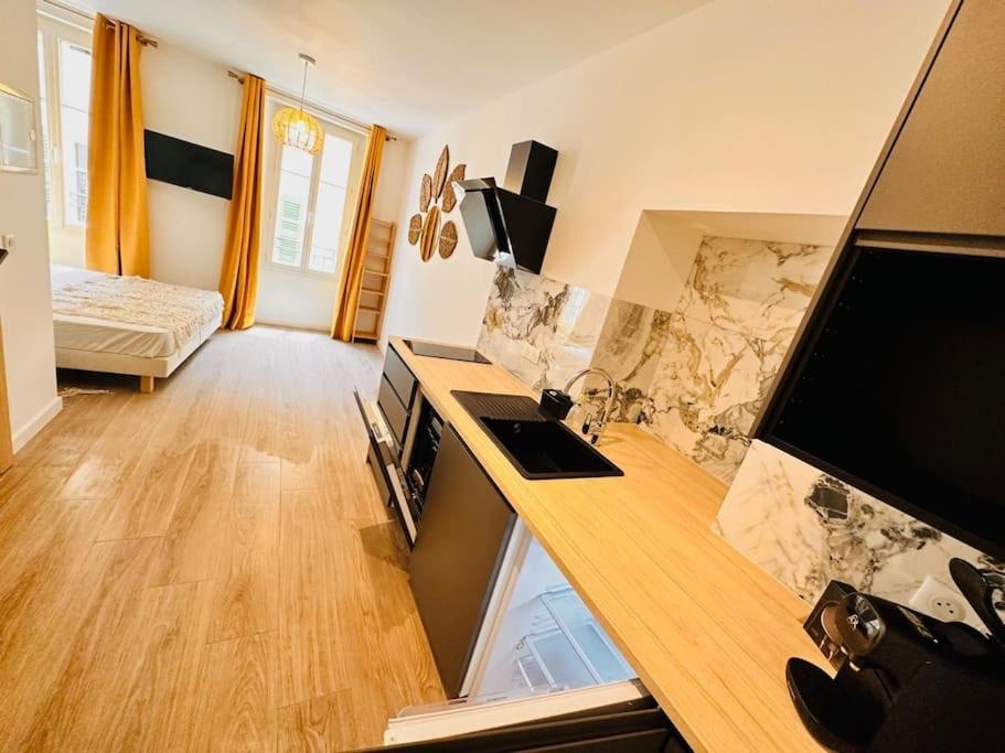 De Nana 4 - Hypercentre, Rue Meynadier, Palais & Plage, Clim, Wifi Cannes